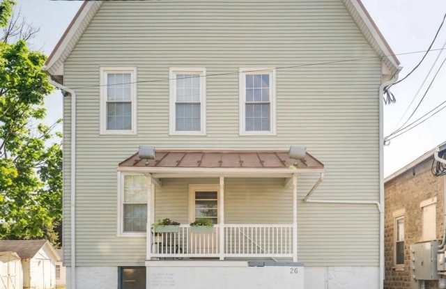 26 WILLOW Street unit: 1 photos photos