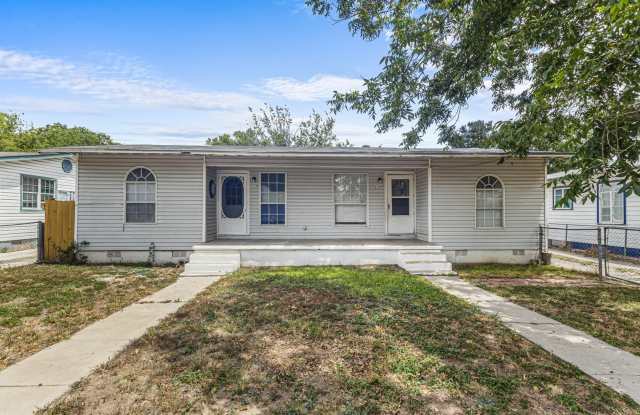 1117 Fenfield photos photos