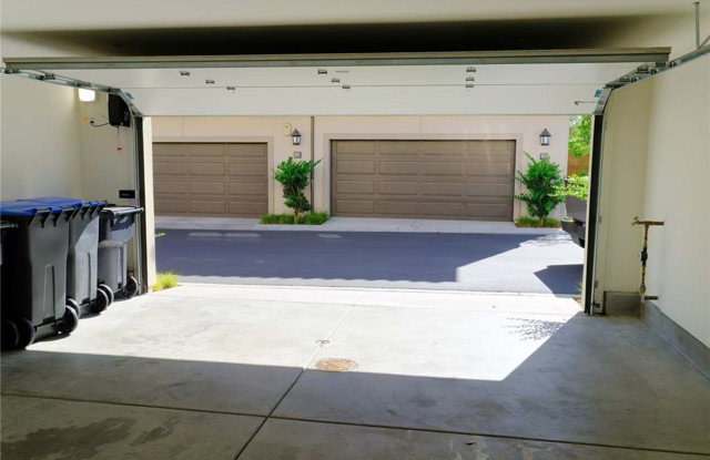 112 Newburry Gallery 2