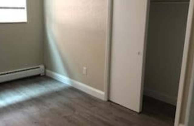 Move-in Special $100 off of 1st Month- 1/2 off 2nd Month! Gallery 1