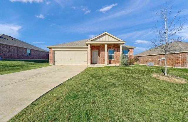 4 BEDROOM 2 BATHROOM IN SHERMAN FOR LEASE! photos photos