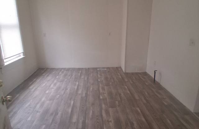 1233A West Windlake Avenue Gallery 1
