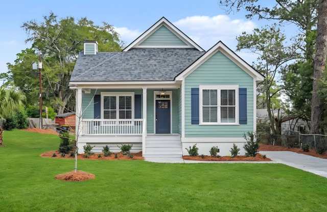 3 Bedroom Home near Parkside in Savannah photos photos