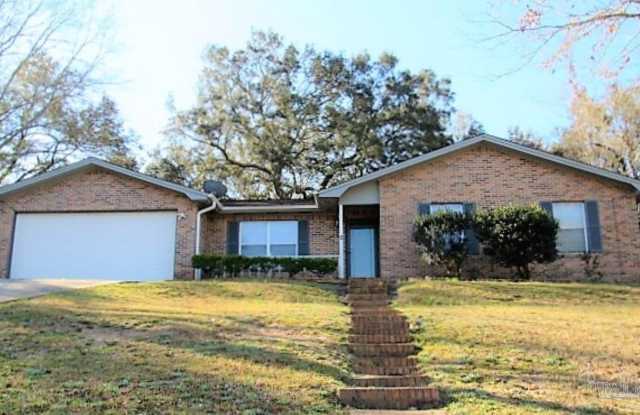 4548 Tradewinds Dr - 4548 Tradewinds Drive, Ferry Pass, FL 32514