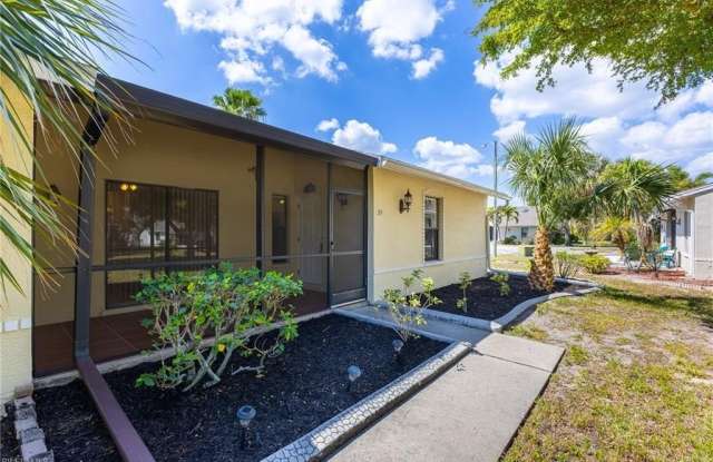 1417 SW 51st photos photos