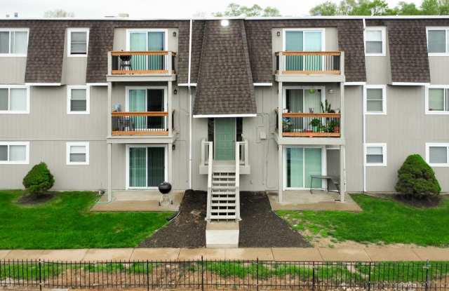 Skyline Apartments Gallery 2
