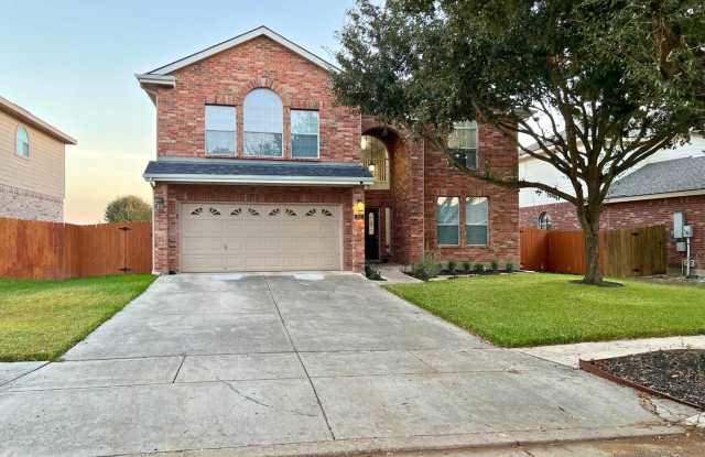 Spacious 4 Bedroom Home with Covered Patio in Cibolo photos photos