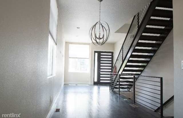 1837 E Jewell Ave Gallery 2