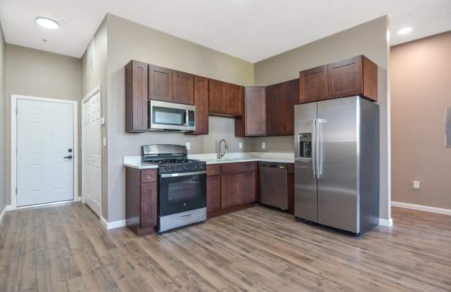 155 Crescent Street - 4 photos photos