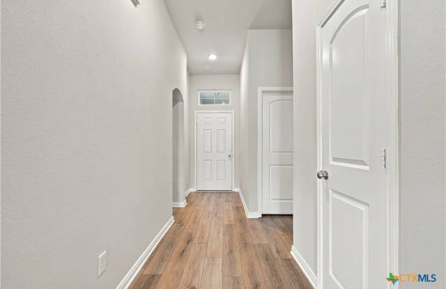808 Fallbrook Drive Gallery 3
