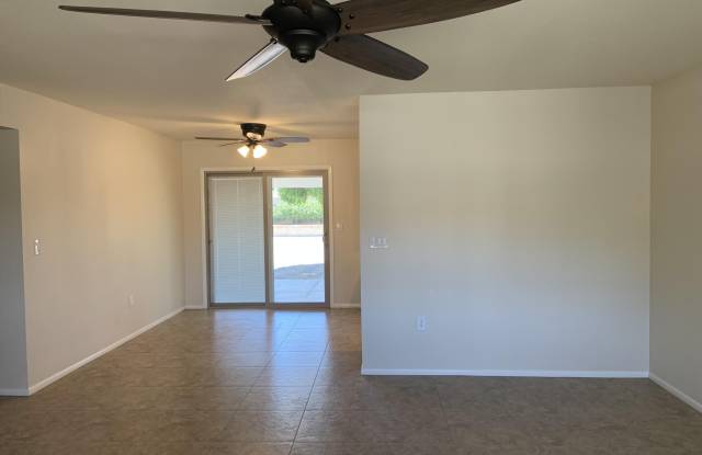 13837 N BOSWELL Boulevard Gallery 4