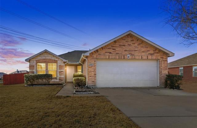 2900 Saddle Drive - 2900 Saddle Drive, Denton, TX 76210