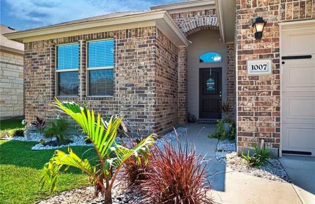 1007 Ocean Breeze photos photos