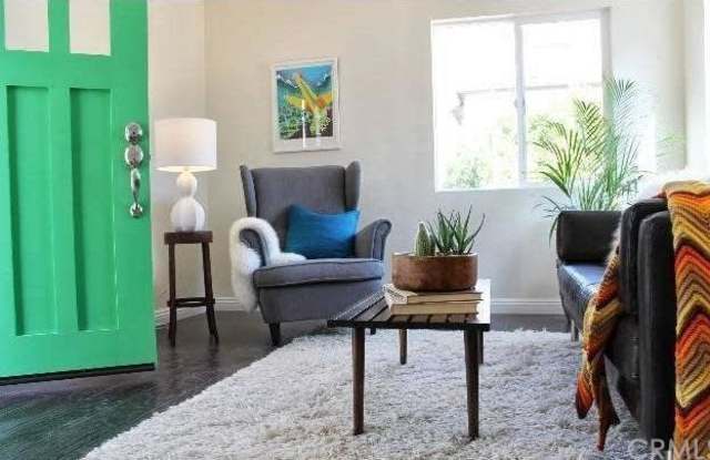 2310 W 2nd Street Gallery 2