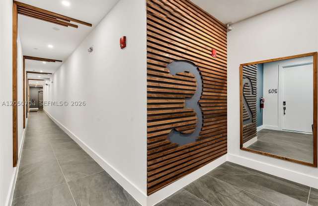 2100 Miami Rd Gallery 2