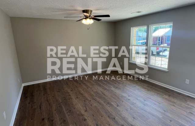 802 Raley Street- #2 Gallery 2