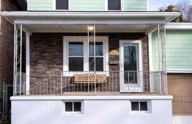 3 bedroom 1 bathroom - 209 Macomb Street, New Philadelphia, PA 17959