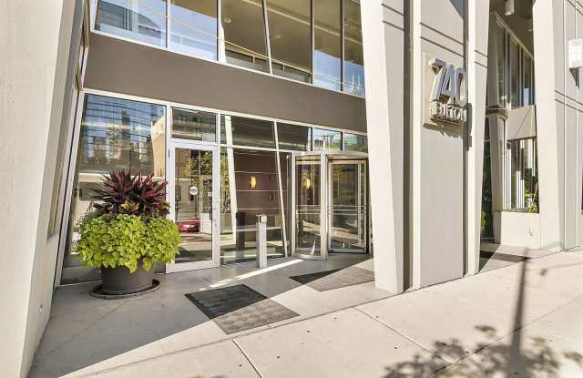 740 W FULTON Street photos photos