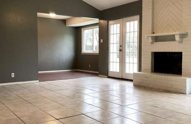 5919 Valley Cove St Gallery 2