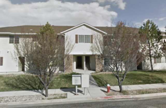 2 Bedroom - 2 bath Apartment with Garage! photos photos