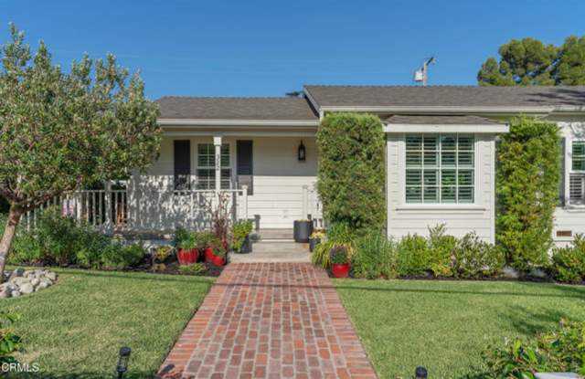 CHARMING 3BR + 2BA HOUSE IN MONROVIA! photos photos