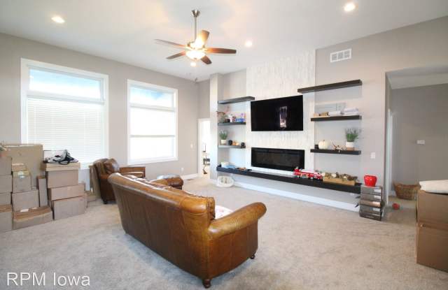 655 Indian Ridge Drive Gallery 3