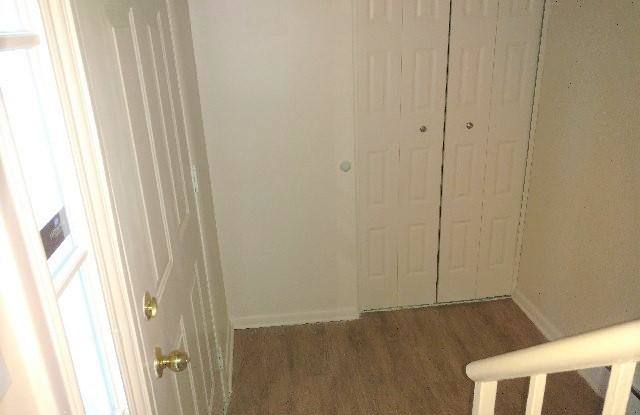 18146 ROLLING MEADOW WAY #183 Gallery 3