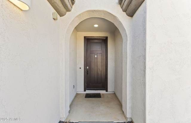 Charming 3BR House in Buckeye Gallery 3