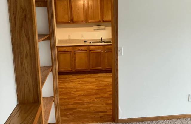 2 Bedroom Unit at New Bremen Flats! Gallery 4