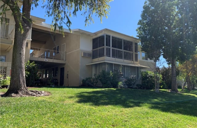 389 Avenida Castilla - 389 Avenida Castilla, Laguna Woods, CA 92637