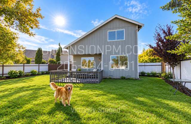 3 Bedroom House Move In Ready! Gallery 4