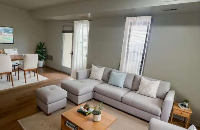 1 BED RM CONDO - FARMINGTON HILLS photos photos 1 BED RM CONDO - FARMINGTON HILLS photos photos