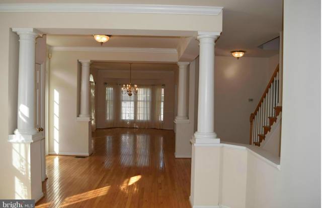 3408 REBECCA JANE WAY Gallery 4