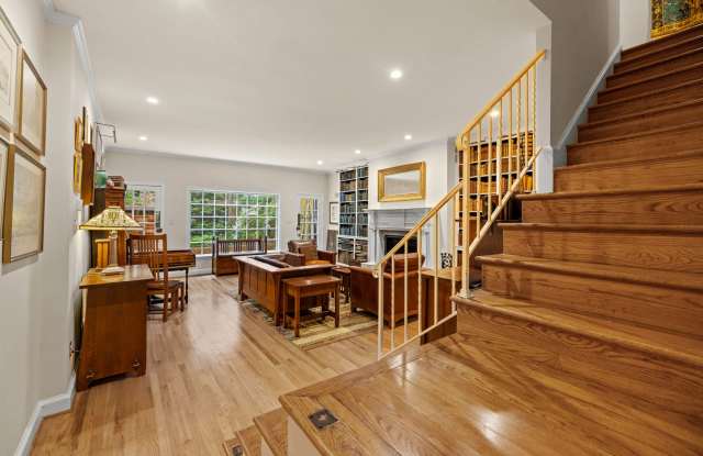 Foggy Bottom Home | 3 Bed | 2.5 Bath | 2,050 Sf | Large Private Patio photos photos
