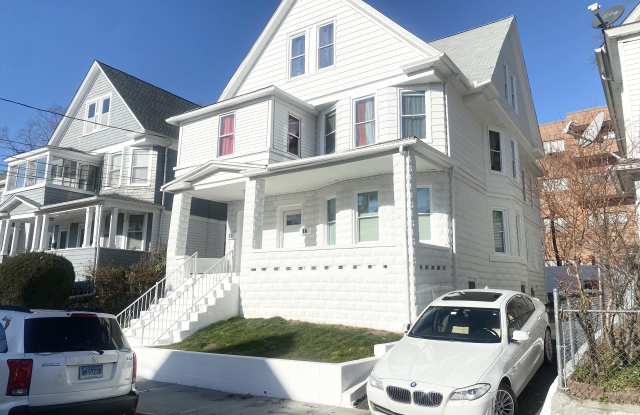 40 Bronx Ave photos photos