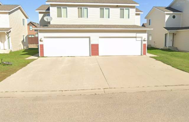 Beautiful 3 bed 2.5 bath Duplex photos photos