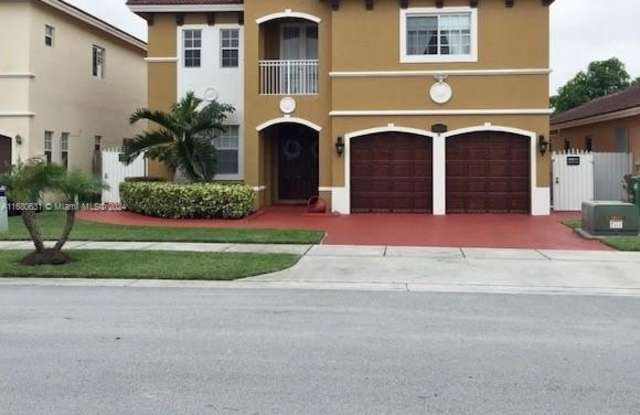 13550 SW 177th Ter Gallery 2