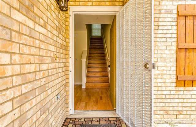 4306 Aztec Drive Gallery 4