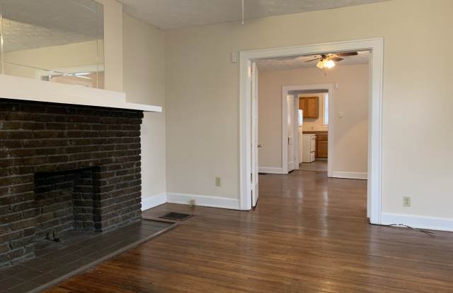 1267 N. 5th Street Gallery 2
