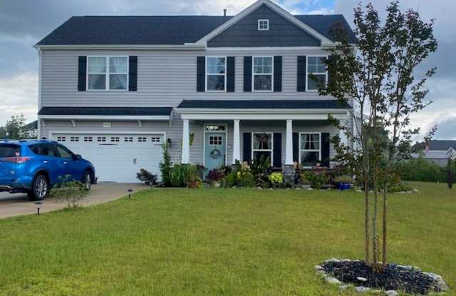 Beautifully furnished 3 bed 2.5 bath home in Leland photos photos