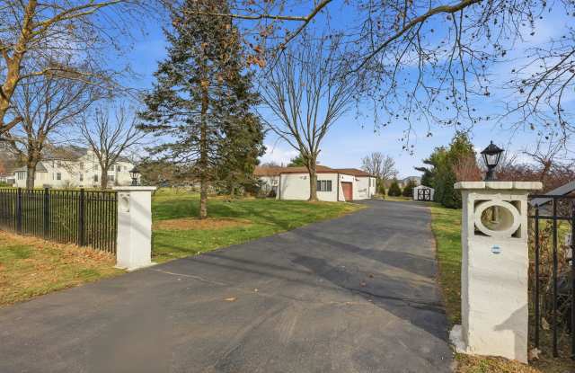 150 Hankins Road photos photos