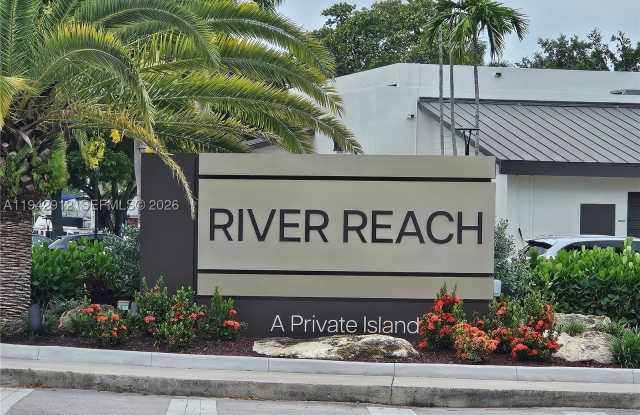 1101 River Reach Dr Gallery 1