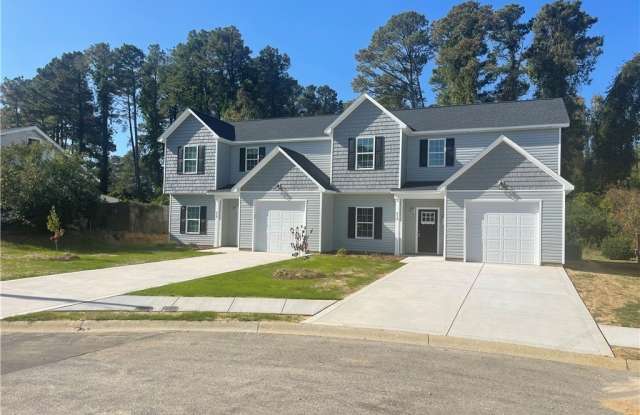 217 willborough Avenue - 217 Willborough Avenue, Fayetteville, NC 28303