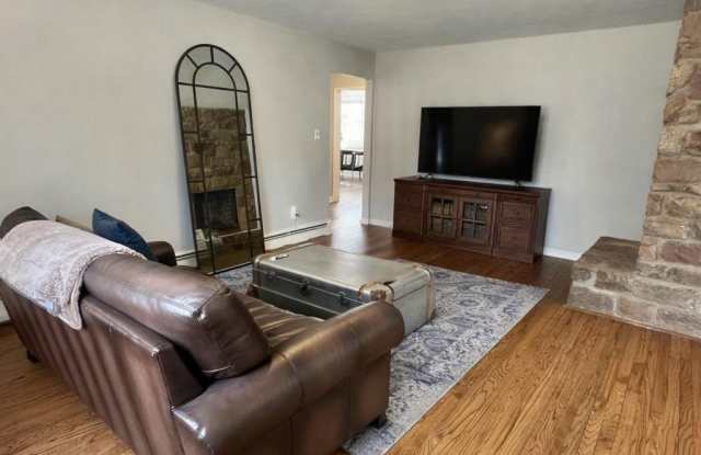 255 KIMBEL Drive Gallery 2