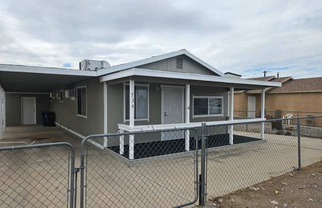 Newly Remodeled 3 Bedroom in Bullhead City photos photos