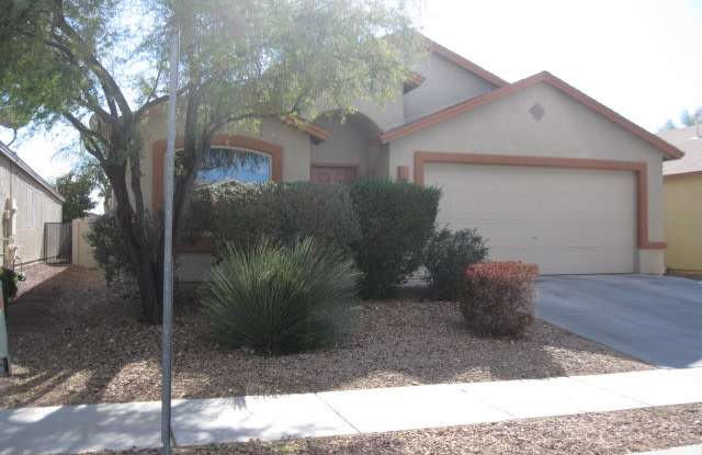 4 BEDEEM 2 BATH HOME IN RITA RANCH AVAILABLE JULY 2025 - 10462 East Chelan Street, Tucson, AZ 85747