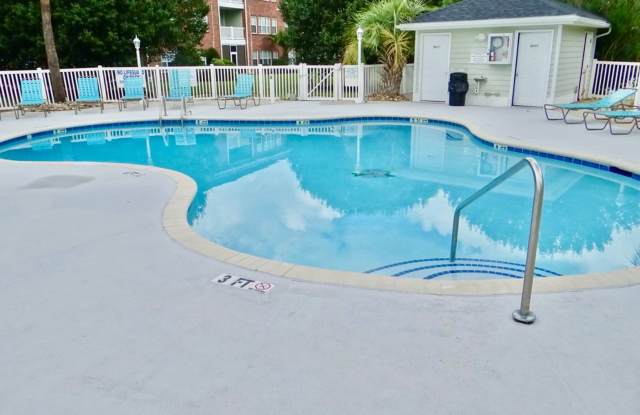 Furnished 2BR/2BA | Indoor + Outdoor Pools | Gym | Near Market Common Gallery 3