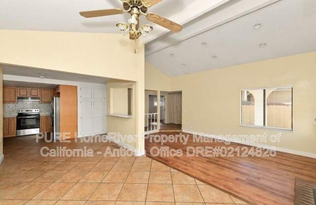 1805 Candice Ct Gallery 3