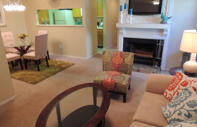 Sommerset Apartments Gallery 3