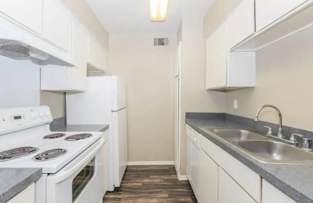 Evana Grove photos photos